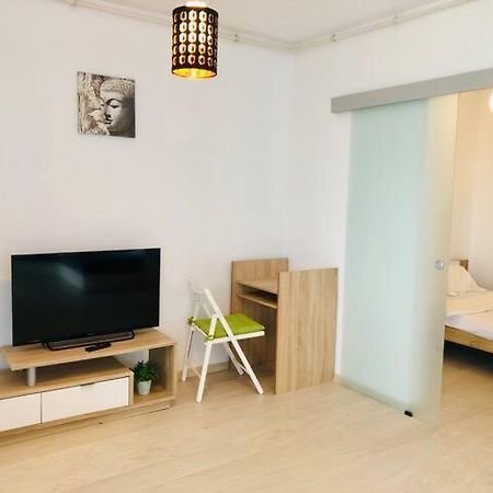 Joy City Stay Vivalia V4-5 Тімішоара Екстер'єр фото