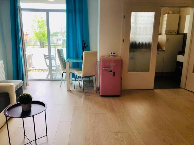 Joy City Stay Vivalia V4-5 Тімішоара Екстер'єр фото